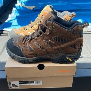 Merrell Moab 2 Waterproof Vibram Hiking Boot - Brand New